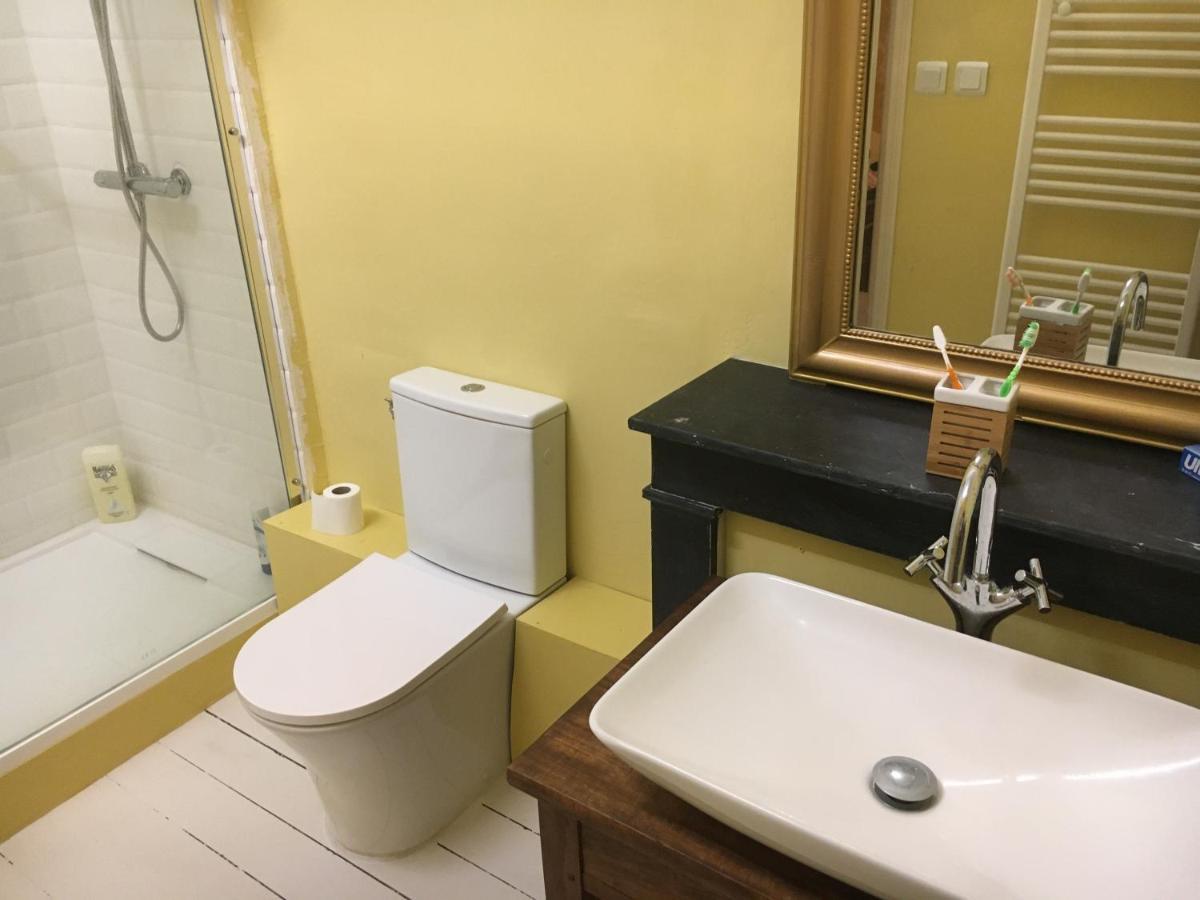 Chambres D'Hotes Montbron Luchapt Екстериор снимка